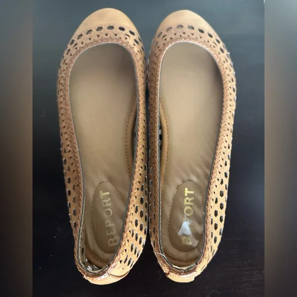 Report “Madella” Tan Ballet Flats Size 9.5 - Image 6