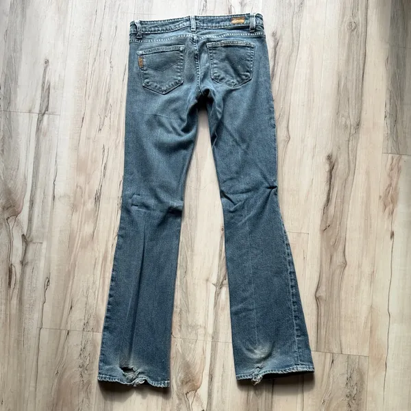 Paige Laurel Canyon Distressed Women's Jeans size 27 / 28 stretch - Image 2