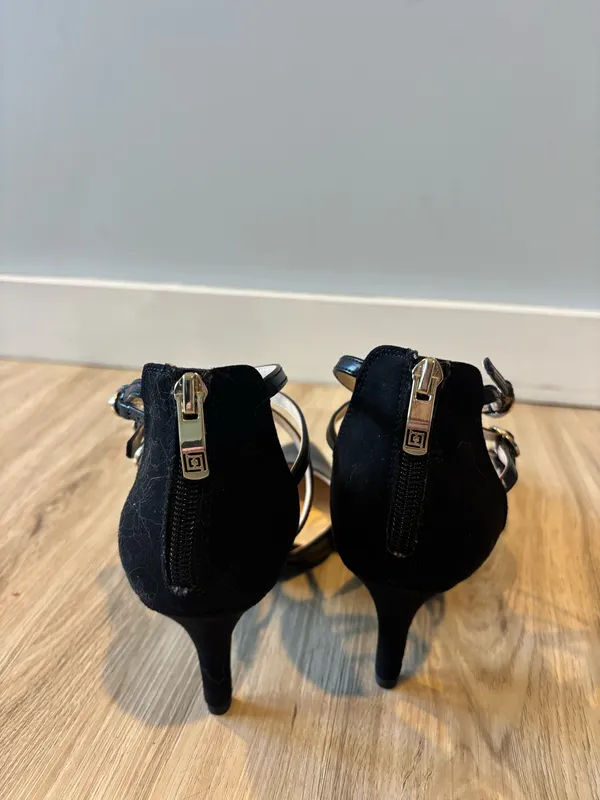 Liz Claiborne Heels Leather - Image 2