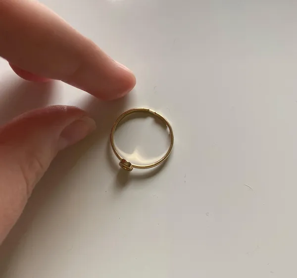 Gold E Ring - Image 2