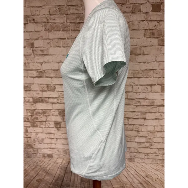 Masters Tech Active Women's T-shirt Sz Small Athleisure‎ Green Fitted Golf - Image 2