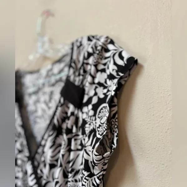 Vintage Y2K Dark Floral Dress M Witchy Romantic Fit Flare Black White - Image 8