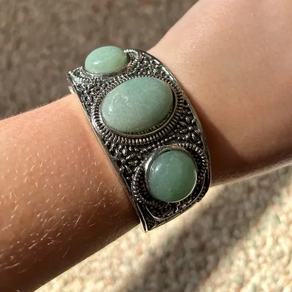 Green Aventurine Bangle Bracelet in Black Oxidized Silvertone - Image 2