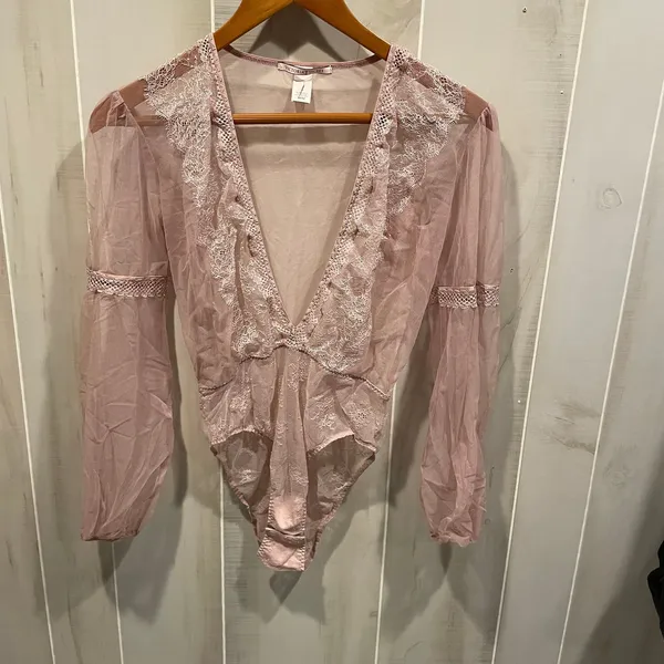 Cute sexy pink blush lace mesh bodysuit deep v-neck Victoria’s Secret festival - Image 6