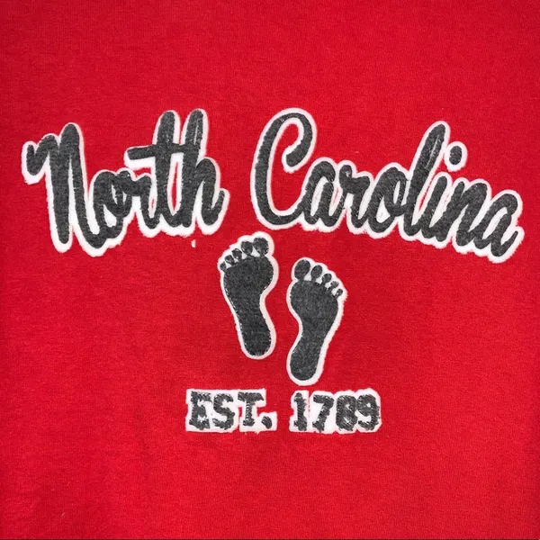Classic Teaze North Carolina Graphic Tee Shirt Red‎ Medium - Image 2