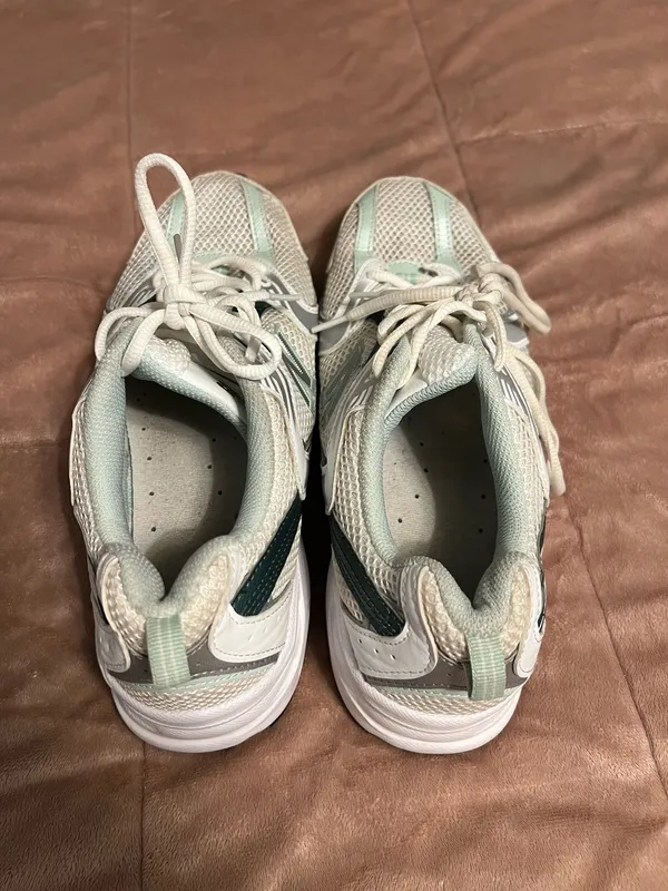 530 Women’s New Balance Shoes - Image 12