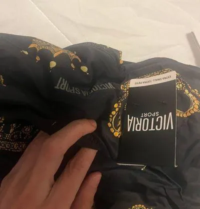 Victoria’s Secret Set - Image 9