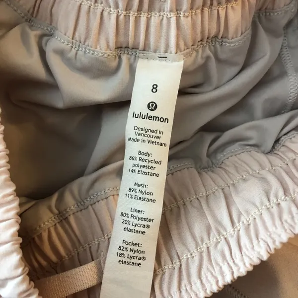 Lululemon Hotty Hot Short *Asymetric Butter Pink / Light Chrome 8 - Image 5