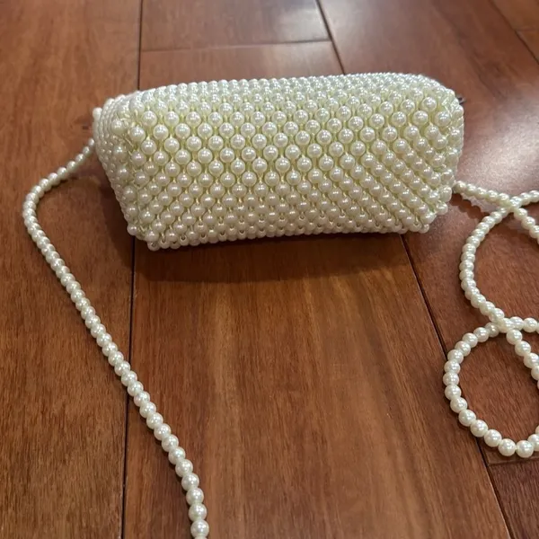 Beaded White Crossbody Bag‎ - Image 5