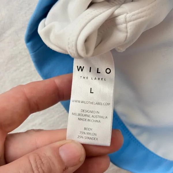 Wilo The Label Layered Activewear Sports Bra Crop Top Women Large Blue White - Image 3