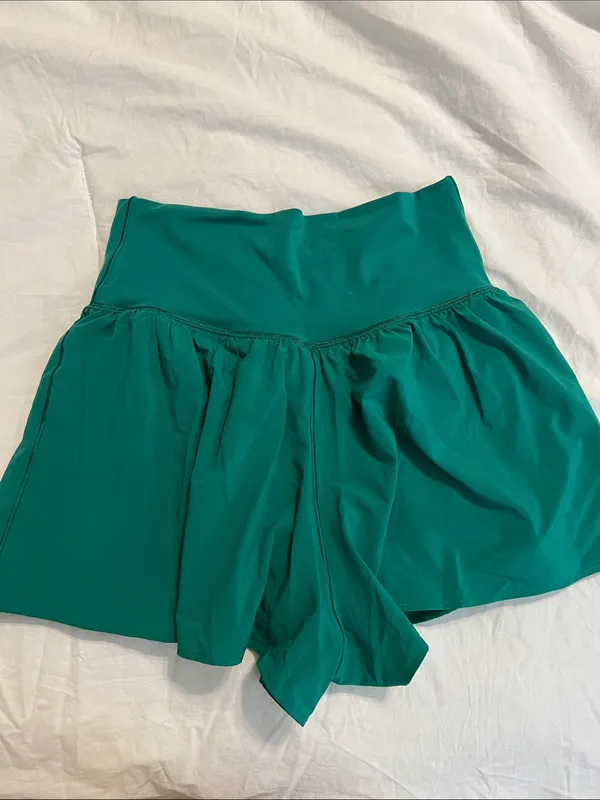 Aerie green cross waist shorts - Image 2