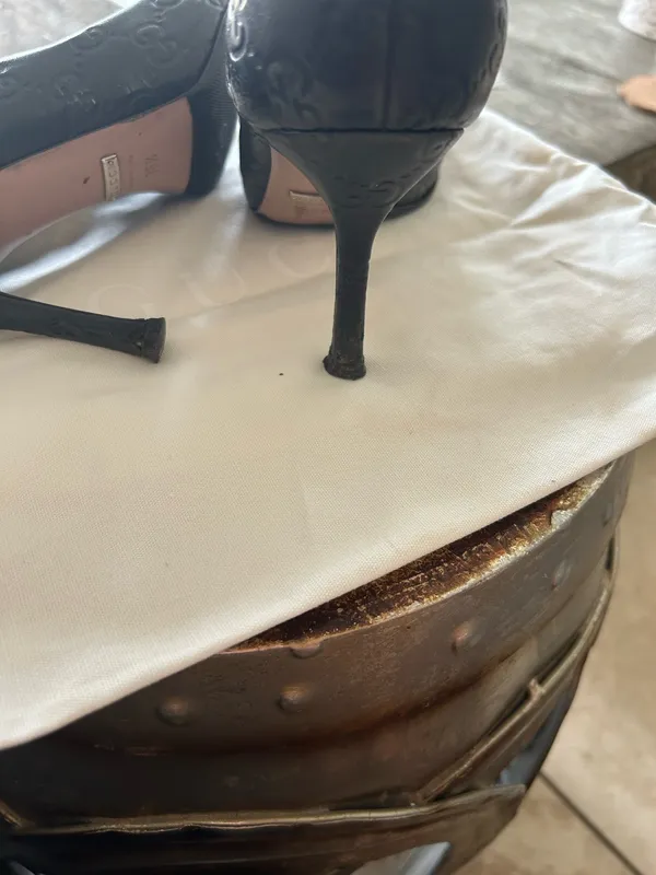 Authentic Gucci shoes  - Image 2