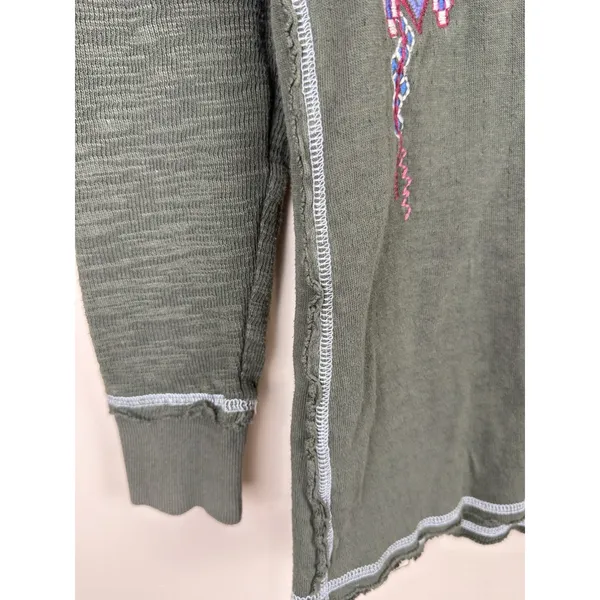 Paparazzi Women's Size M Green Floral Embroidered Top Long Sleeve Stretch Boho - Image 3