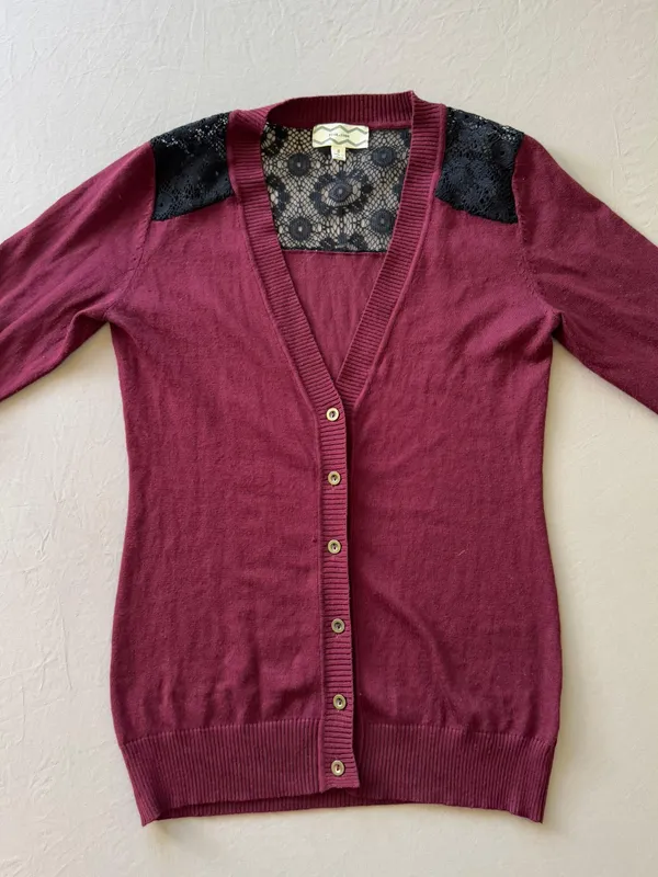 Lace Shoulder Cardigan - Image 4