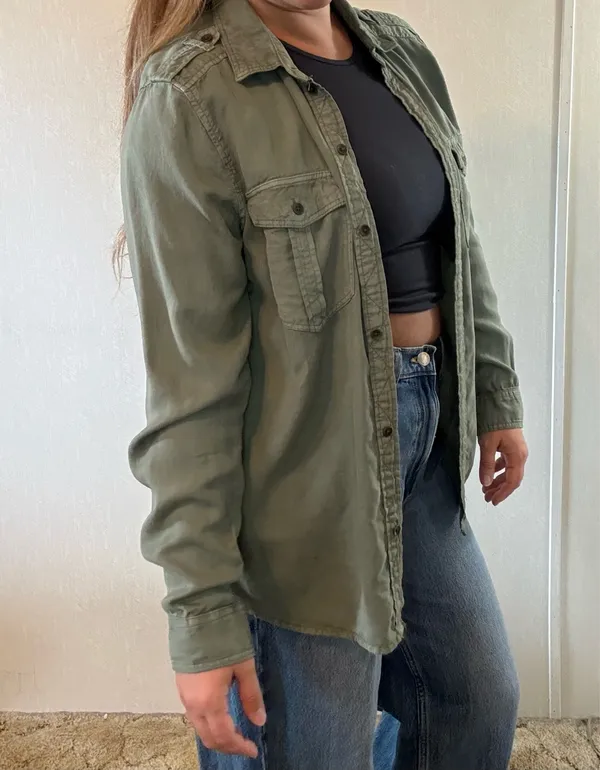 American Eagle Boyfriend Fit Olive Green Utility Button Down Shirt M - Image 2