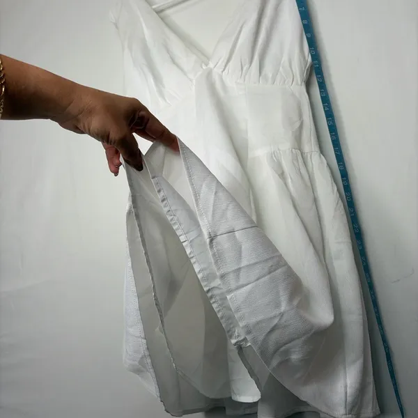 Princess Polly Kiser White women’s size US6 Mini Dress Deep V Fit Flare NWT(E15) - Image 7