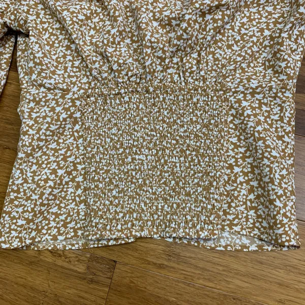 Abercrombie & Fitch Floral Print Long‎ Sleeve Top Smocked Back Women Size Small - Image 5
