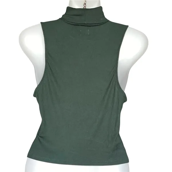 Aritzia Sunday Best Green Crop Tank Top - Image 2