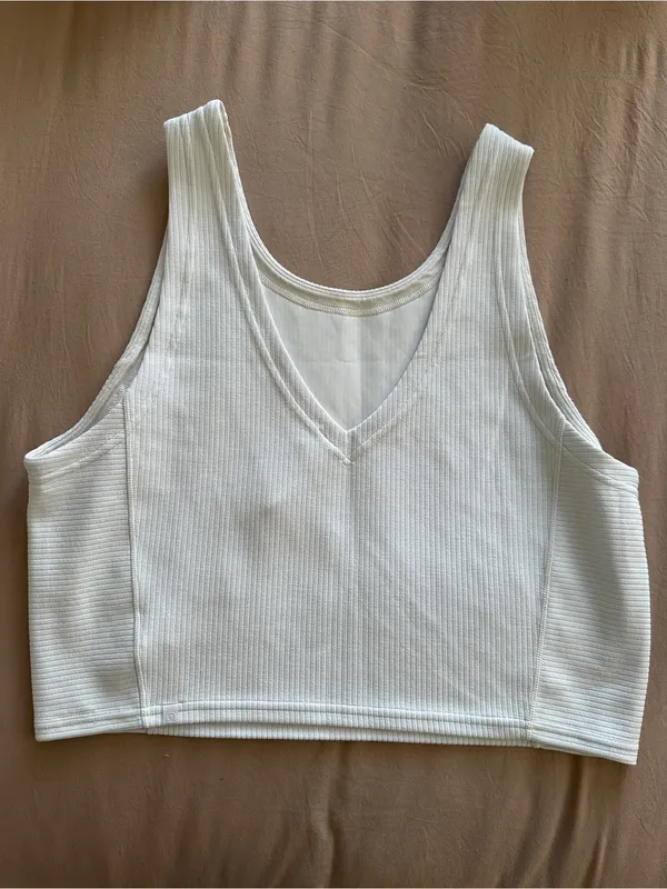LULULEMON Ribbed Softstreme Cropped Tank Top in Bone Sz. 12 - Image 9