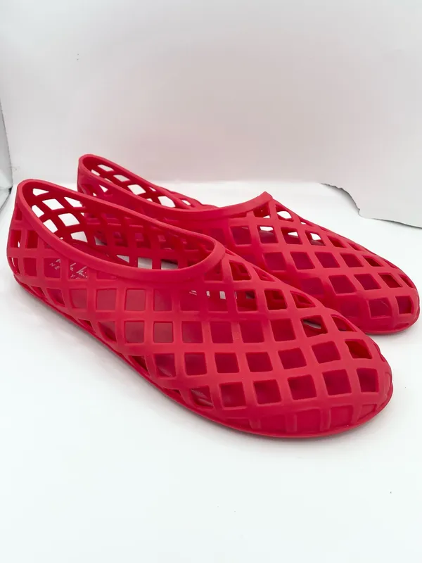 Nicole Miller jelly matte waterproof lightweight red sandals women’s Size 9 - Image 3