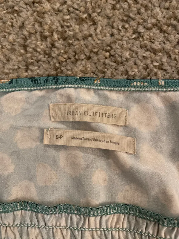 Urban Outfitters Crop Top - Image 3