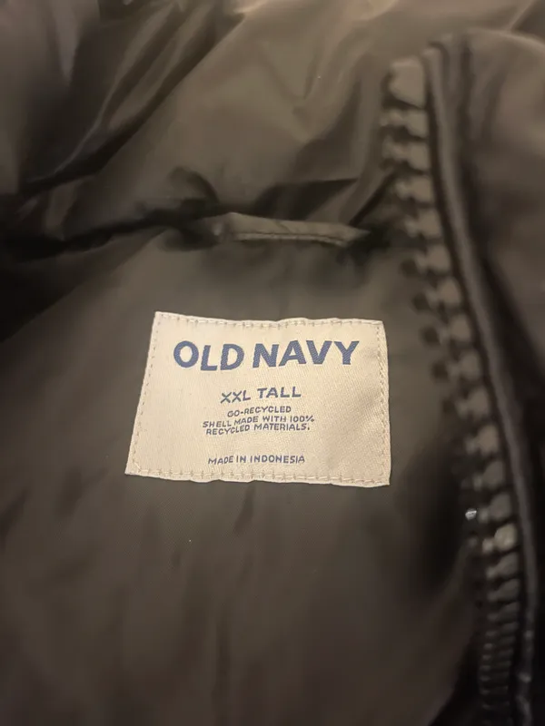 Old Navy Black Quilted Puffer Jacket - Image 4