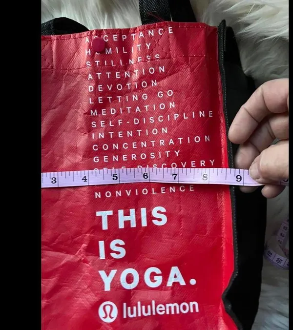 Lululemon 'This is Yoga' Tote Bag - Stylish & Practical - Image 6
