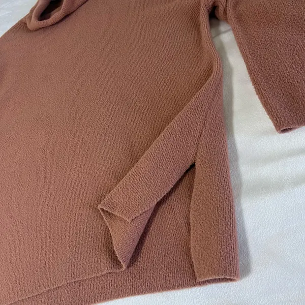 Abercrombie & Fitch Women's Tan‎ Cowl Neck Sweater - Image 6