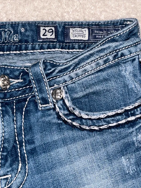 Womens Jeans Sz 29 Y2k vintage Cropped Rhinestone Cross Pocket - Image 2