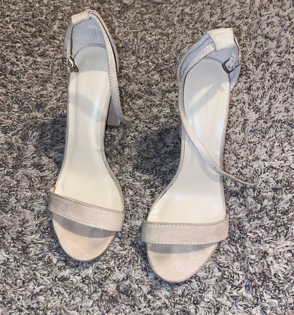 Wild Diva Nude suede heels - Image 2