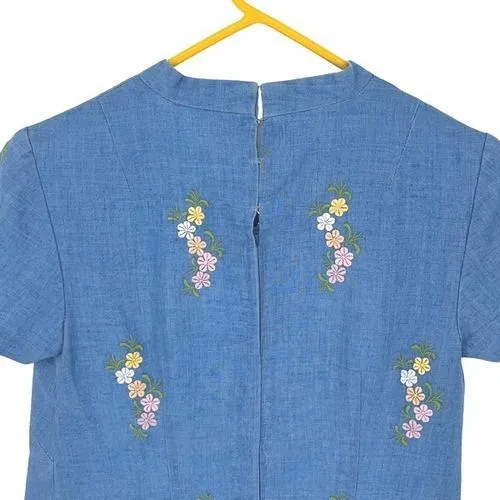 Vintage 60's Floral Embroidered Shift Dress Blue Chambray Size 6/8‎ - Image 6