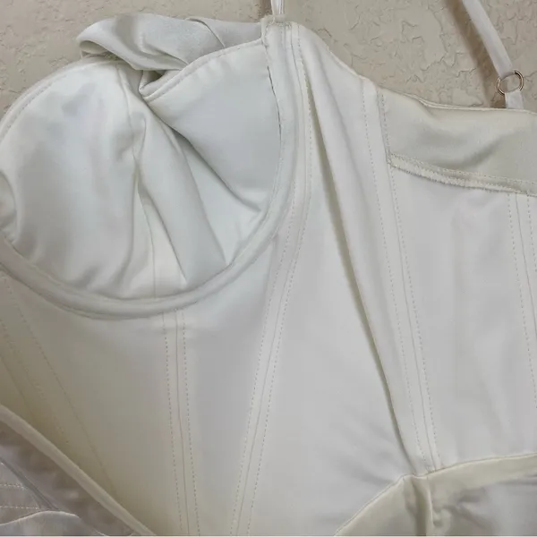 HOUSE OF CB 'Charmaine' Ivory white Corset Maxi Dress/Size S A-C NWOT - Image 15