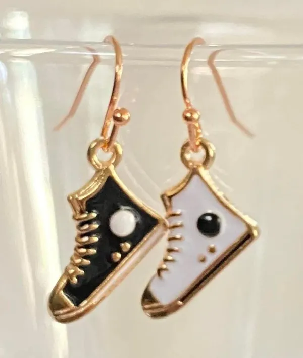 Handmade mini black&white sneakers cute dangle earrings👟🫶 - Image 2