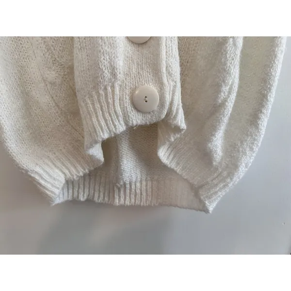 White Women's Sleeveless Cable Knit Cardigan. Chinky. Oversized. Large Buttons. - Image 3