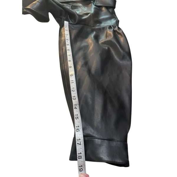 Tahari faux leather Snap-front jacket Sz M NWT - Image 6