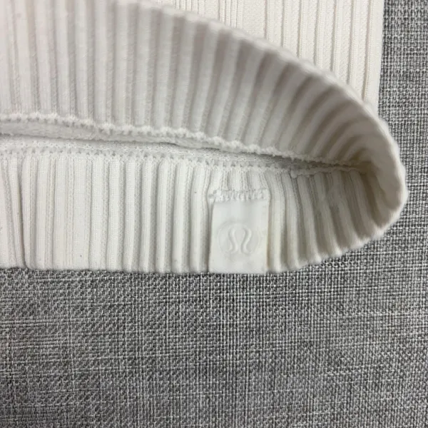 Lululemon Long Sleeve Shirt Womens Small White Textured Knit Thumbholes Yoga - Image 8