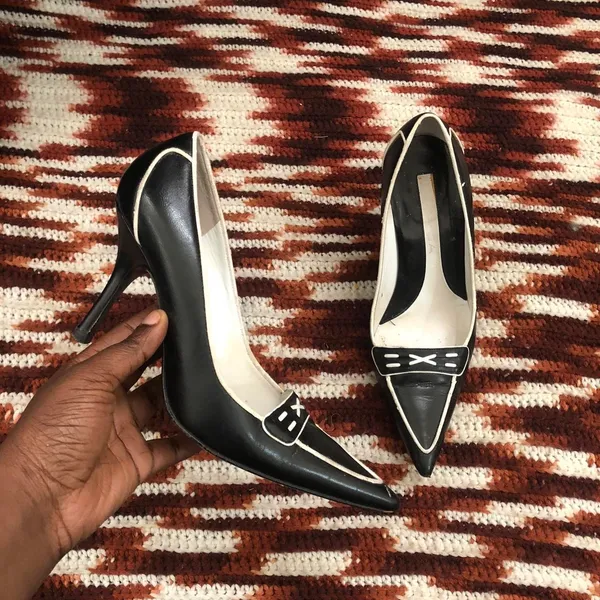 Vintage Y2K Office Siren Sporty Vixen Goth Black white kitten high heels pumps pointed toe-7.5M - Image 4