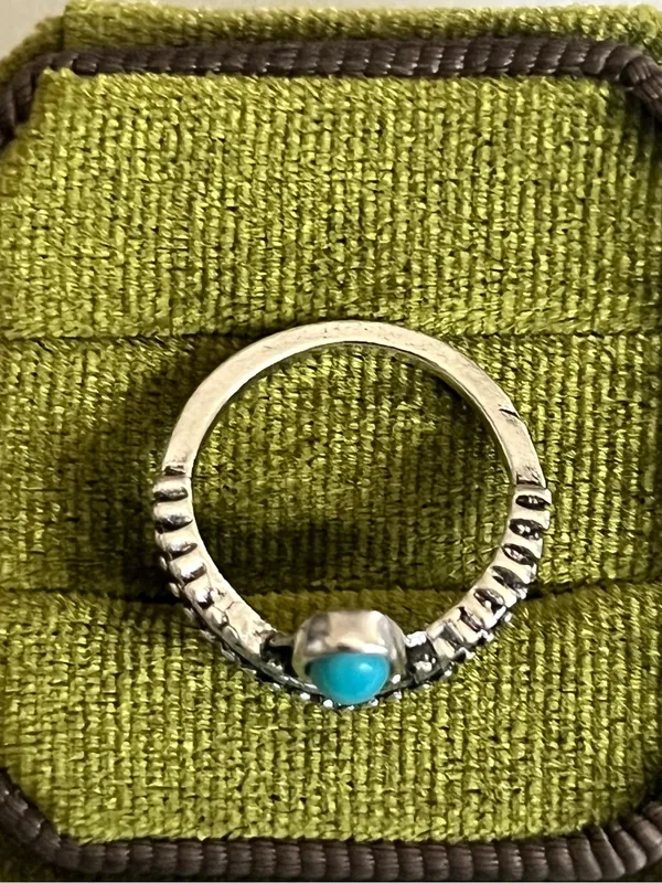 Bohemian/Chic Blue Turquoise Stainless Steel Chevron Design Ring Size 6 - Image 3
