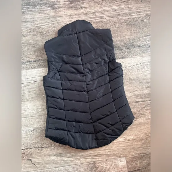Aeropostale Women's Down Zip-Up Vest Black Size Extra Small XS NWT #160 - Image 2