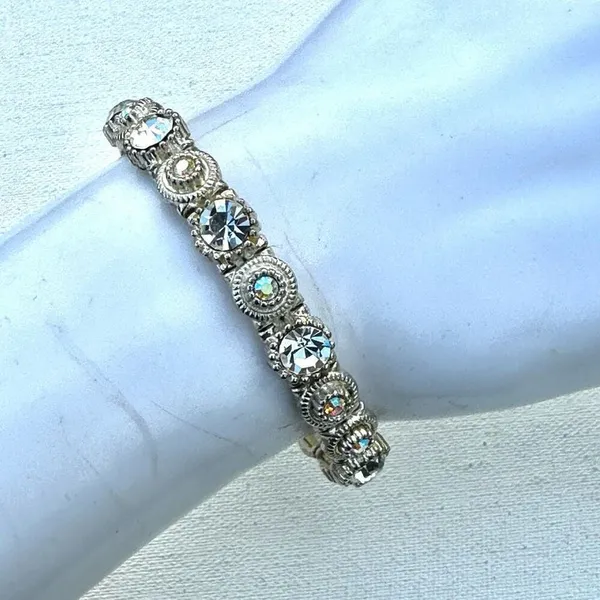 Silver tone rhinestone stretchy bracelet - Image 3