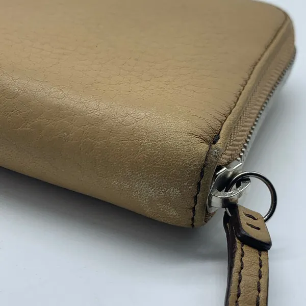 Coach tan and brown leather zip around wallet - Image 15
