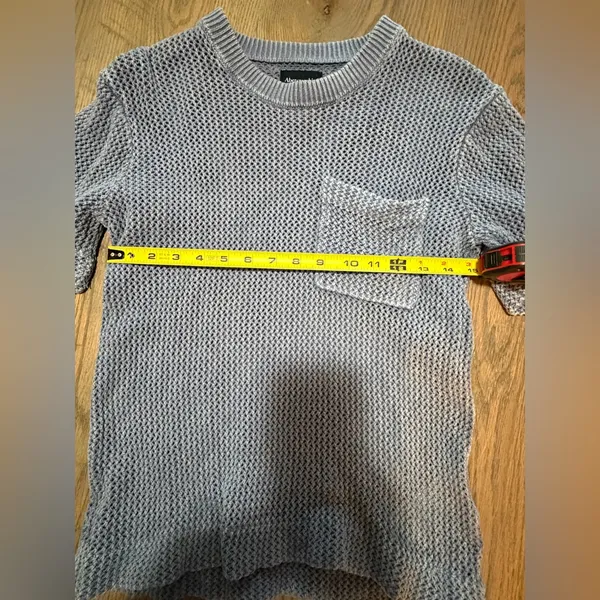 Abercrombie & Fitch Light Gray Knit Sweater - Image 2