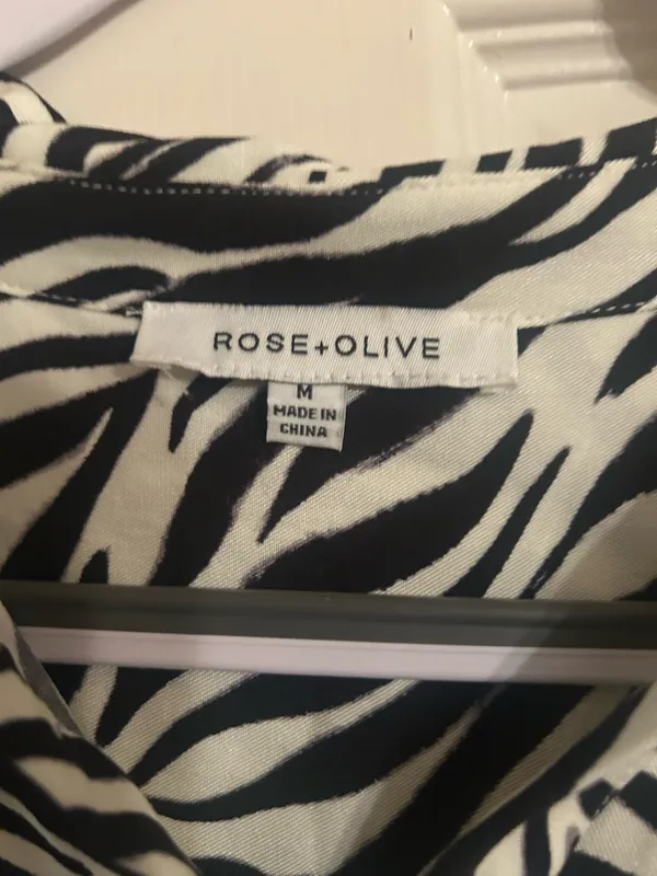 Rose and Olive size Medium Zebra print top - Image 2