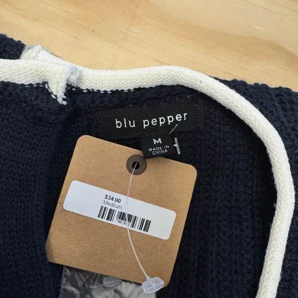 NWT Blu Pepper‎ Navy Blue Button Back Knit Sweater Vest White Trim Medium - Image 5