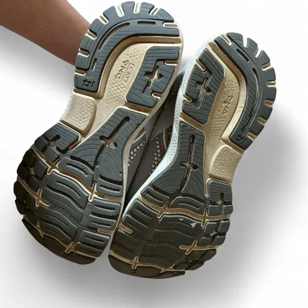 Brooks Ghost 14 Womens Grey Neutral Running Shoes 1203561B050 Size‎ 8 - Image 4