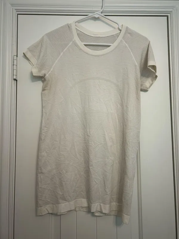 Lululemon Swiftly Short Sleeve - Image 3