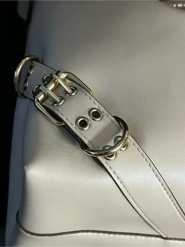 Steve Madden Women’s Cream Hobo Shoulder Bag - Image 10