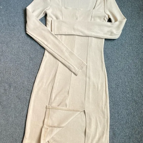 Stylish Beige Knit Mini Dress, Long Sleeve Square Neck A‎ Line Casual Size XS - Image 4