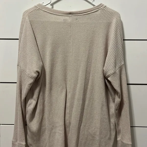 Abercrombie Cream Button Down Sweater - Image 3