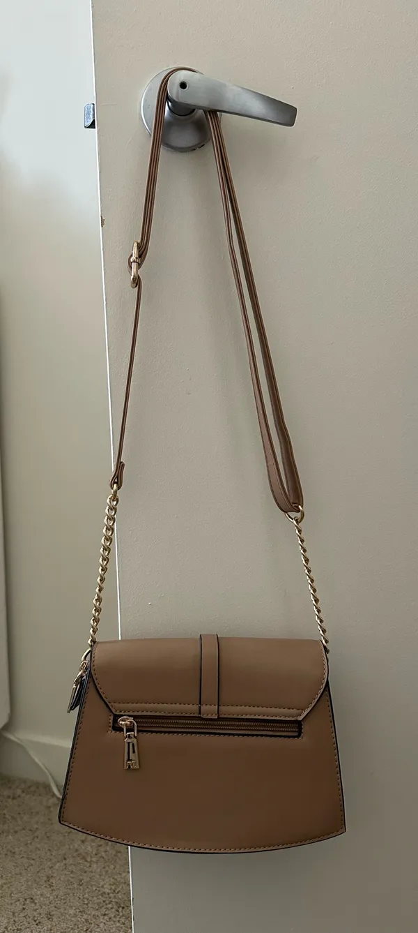 Light brown purse with gold detailing - Image 2